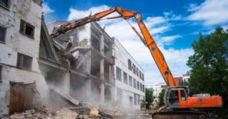 Промышленный демонтаж зданий Ачинск, цена от 2914 руб.