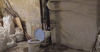 Демонтаж сантехкабины в панельном доме - цена от 1023 рублей | Сварной-Чнс