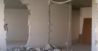 Демонтаж стен в квартире в Ачинске – цена от 716 рублей. - Сварной-Чнс